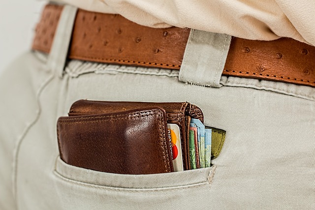 FICO vs VantageScore: What's the Difference?